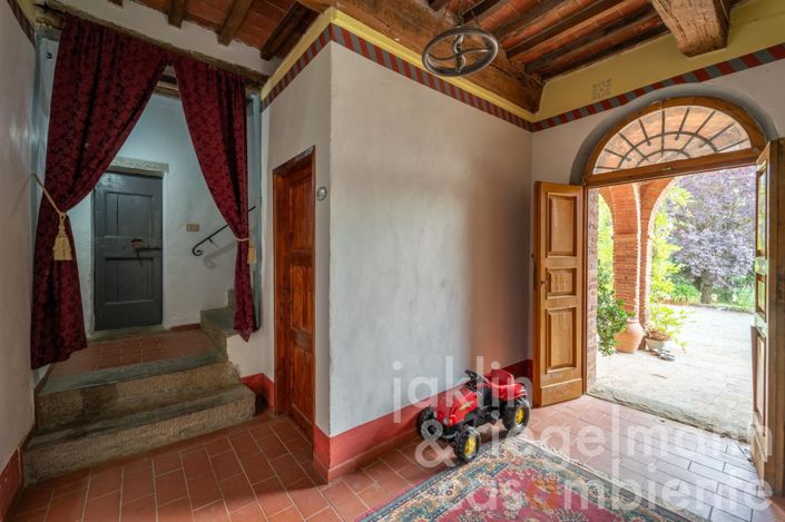 Image No.42-Maison de campagne de 9 chambres à vendre à Foiano della Chiana