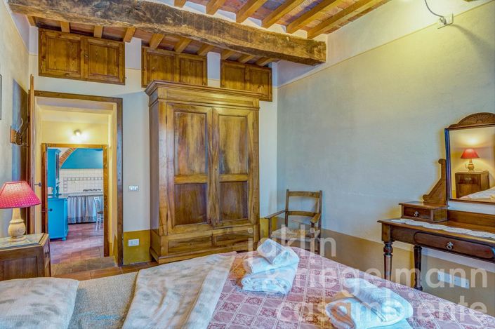 Image No.44-9 Bed Country House for sale