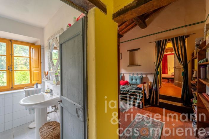 Image No.46-Maison de campagne de 9 chambres à vendre à Foiano della Chiana