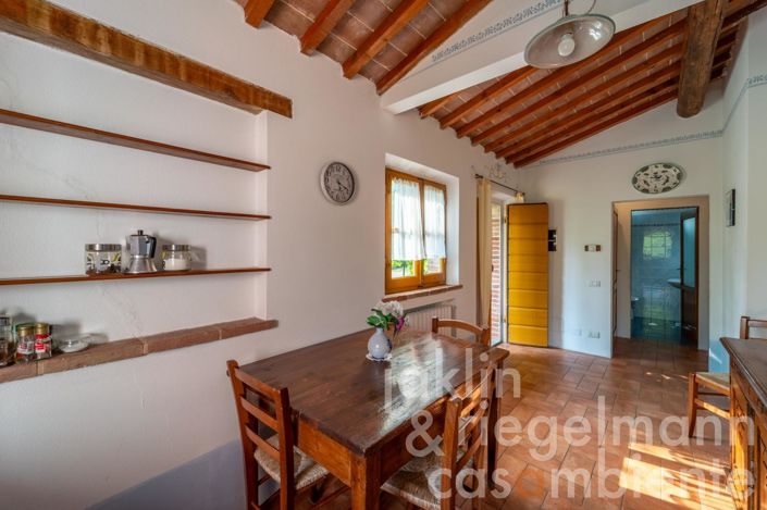 Image No.50-Maison de campagne de 9 chambres à vendre à Foiano della Chiana