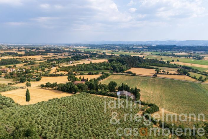Image No.9-Maison de campagne de 9 chambres à vendre à Foiano della Chiana