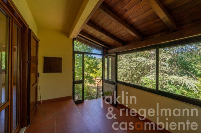 Image No.12-4 Bed Country House for sale