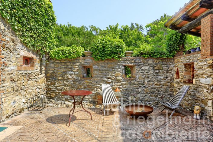 Image No.11-Maison de campagne de 4 chambres à vendre à Sassetta