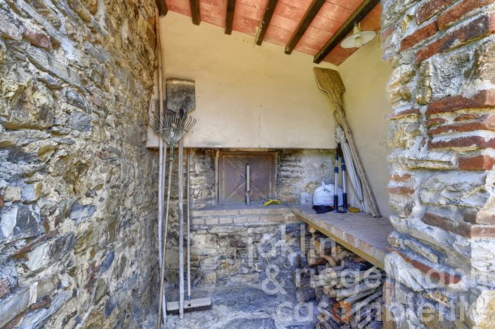 Image No.12-Maison de campagne de 4 chambres à vendre à Sassetta