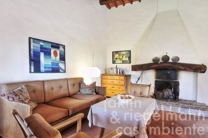 Image No.17-Maison de campagne de 4 chambres à vendre à Sassetta