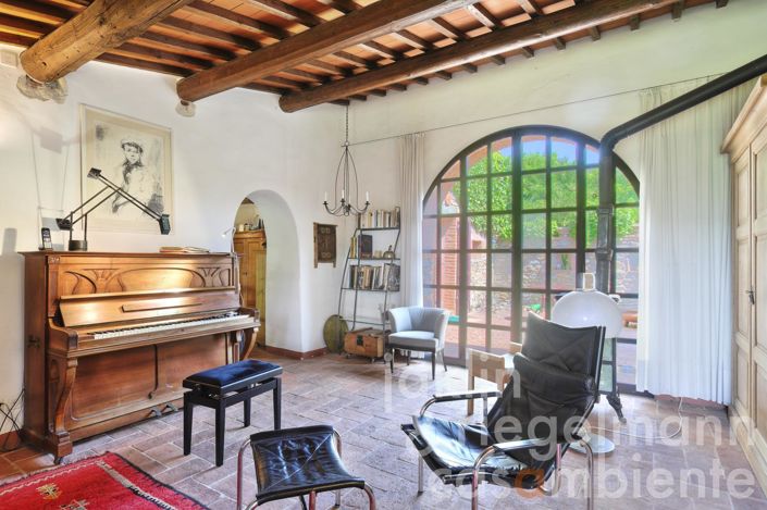 Image No.21-Maison de campagne de 4 chambres à vendre à Sassetta