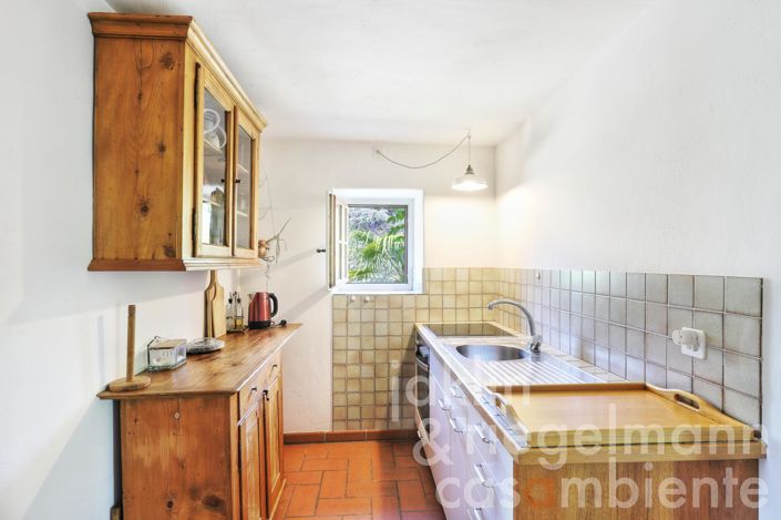 Image No.23-Maison de campagne de 4 chambres à vendre à Sassetta