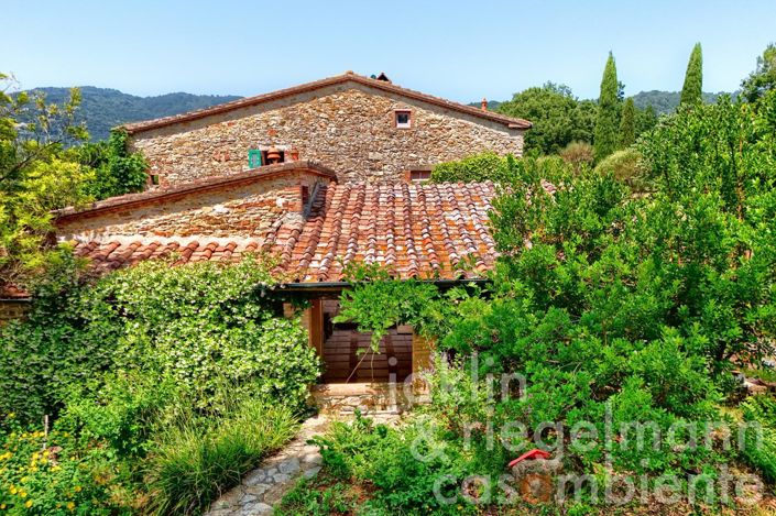 Image No.3-Maison de campagne de 4 chambres à vendre à Sassetta