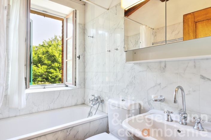 Image No.33-Maison de campagne de 4 chambres à vendre à Sassetta