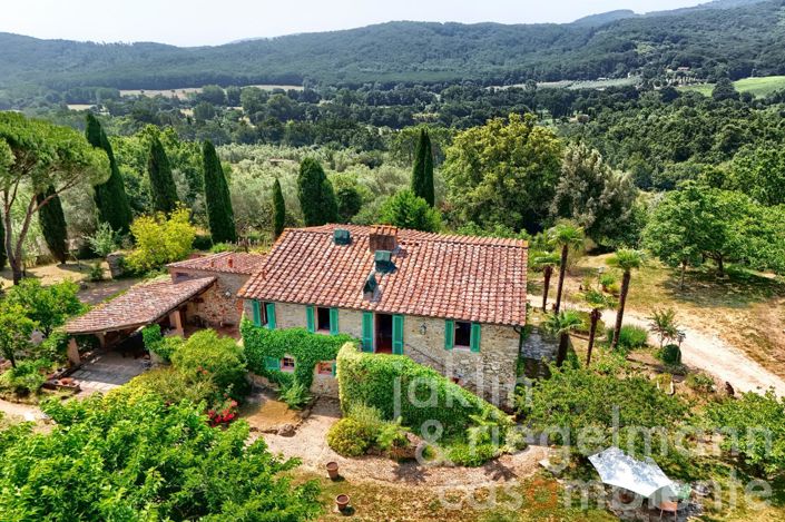 Image No.5-Maison de campagne de 4 chambres à vendre à Sassetta