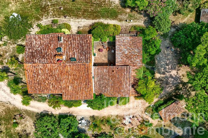 Image No.9-Maison de campagne de 4 chambres à vendre à Sassetta