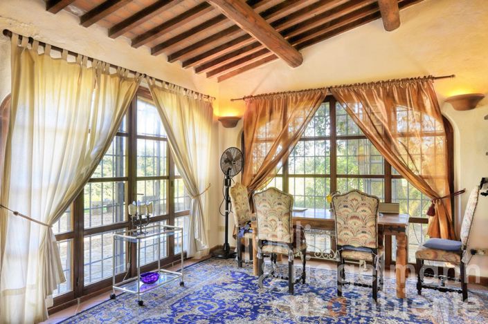 Image No.10-4 Bed Country House for sale