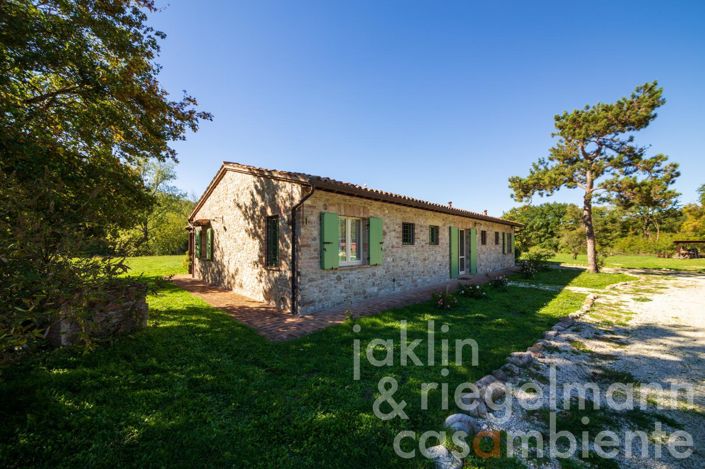 Image No.16-6 Bed Country House for sale