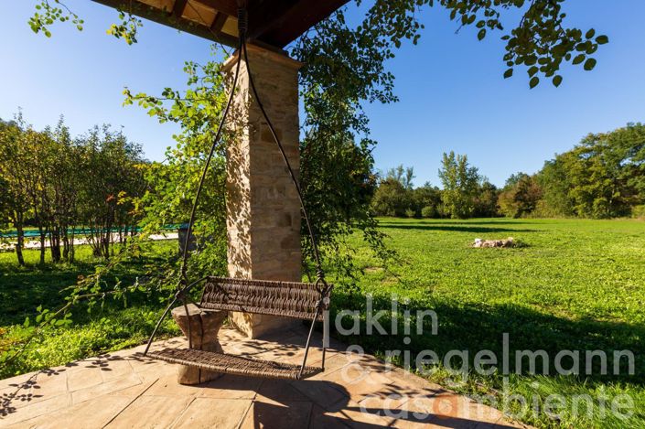 Image No.19-6 Bed Country House for sale