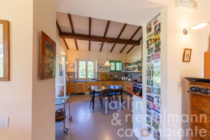 Image No.26-6 Bed Country House for sale