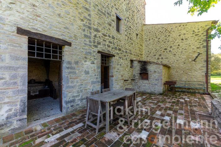 Image No.40-6 Bed Country House for sale