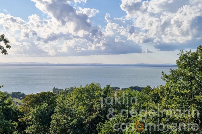 Image No.22-Maison de campagne de 3 chambres à vendre à Magione