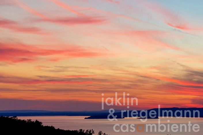 Image No.31-Maison de campagne de 3 chambres à vendre à Magione