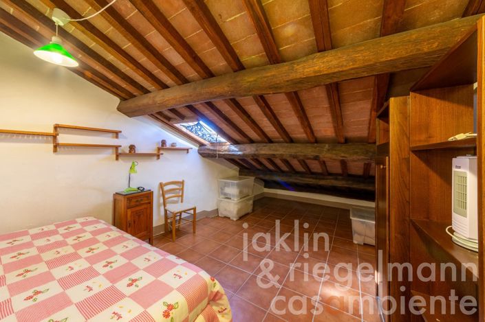 Image No.20-2 Bed Apartment for sale