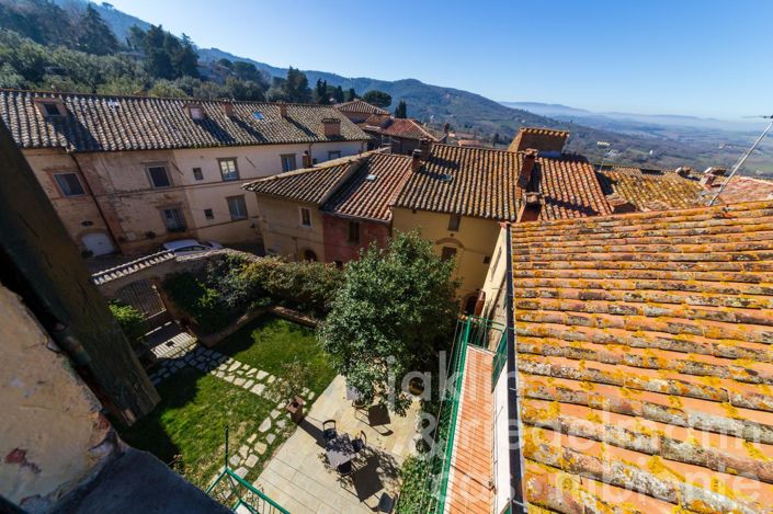 Image No.24-2 Bed Apartment for sale