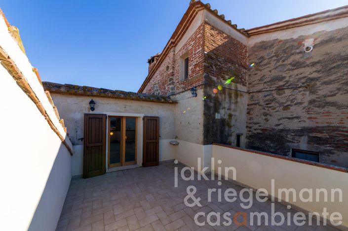 Image No.30-2 Bed Apartment for sale