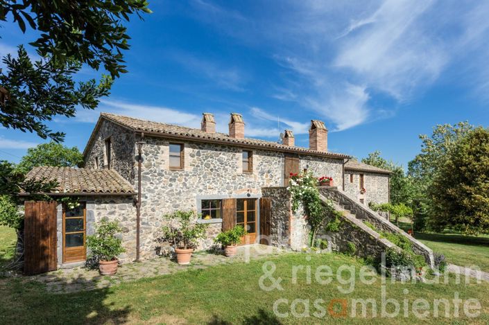 Image No.1-5 Bed Country House for sale