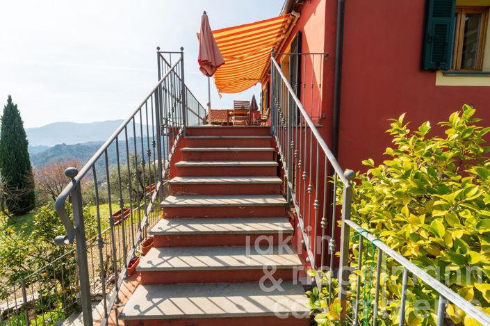 Image No.17-Maison de campagne de 5 chambres à vendre à La Spezia