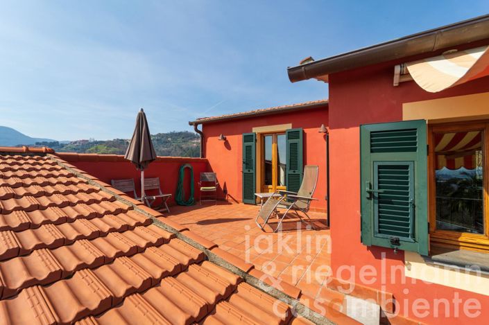 Image No.21-Maison de campagne de 5 chambres à vendre à La Spezia