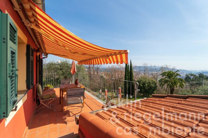 Image No.22-Maison de campagne de 5 chambres à vendre à La Spezia