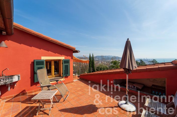 Image No.23-Maison de campagne de 5 chambres à vendre à La Spezia