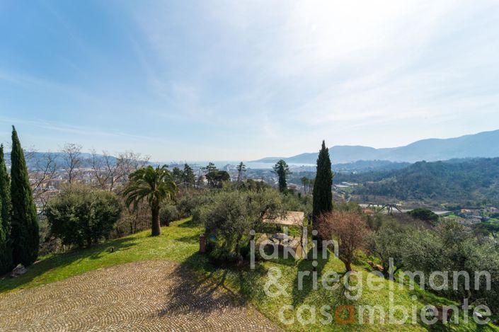 Image No.26-Maison de campagne de 5 chambres à vendre à La Spezia