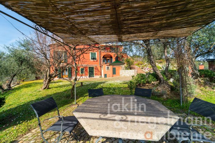 Image No.31-Maison de campagne de 5 chambres à vendre à La Spezia