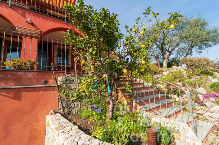 Image No.37-Maison de campagne de 5 chambres à vendre à La Spezia