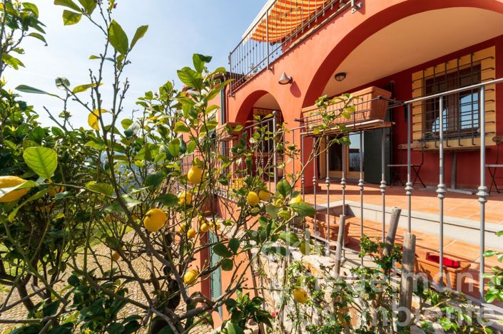 Image No.39-Maison de campagne de 5 chambres à vendre à La Spezia