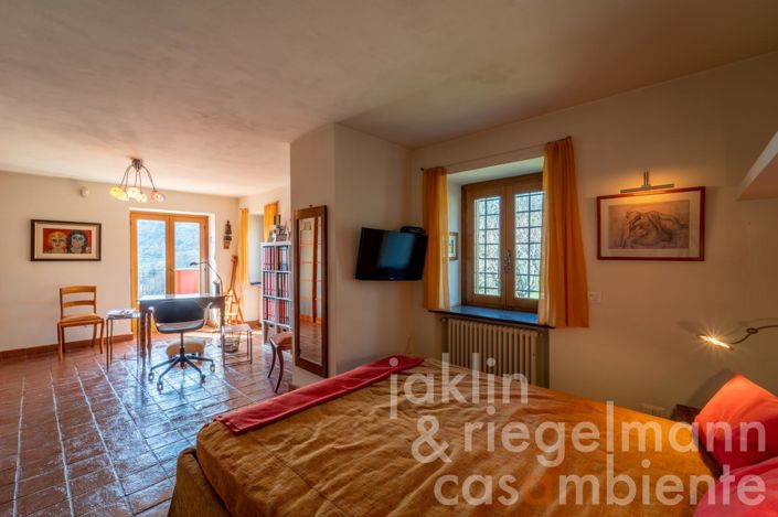 Image No.57-Maison de campagne de 5 chambres à vendre à La Spezia