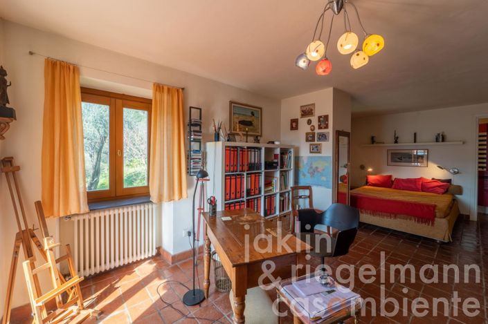 Image No.59-Maison de campagne de 5 chambres à vendre à La Spezia