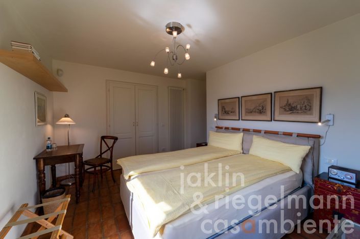 Image No.70-Maison de campagne de 5 chambres à vendre à La Spezia