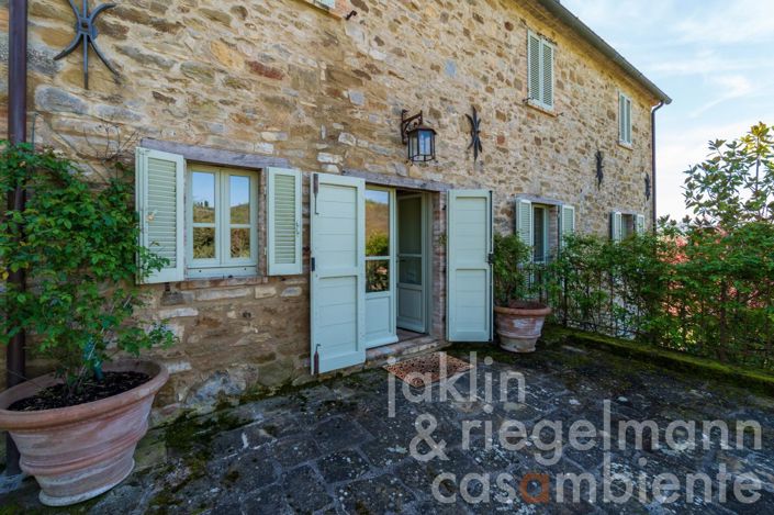 Image No.15-5 Bed Country House for sale