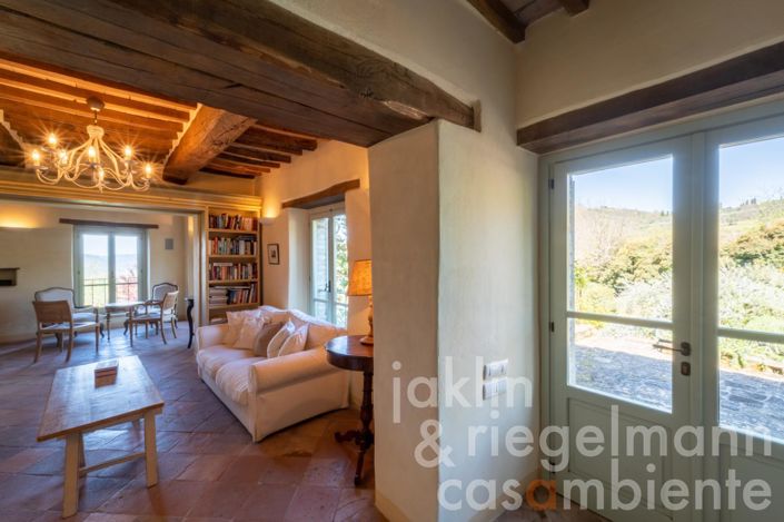 Image No.62-5 Bed Country House for sale