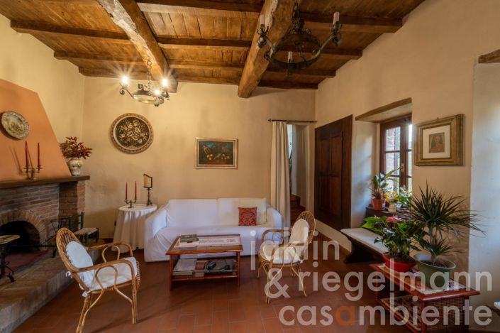 Image No.16-5 Bed Country House for sale