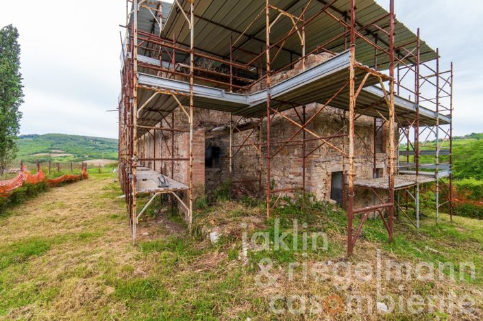Image No.11-Maison de campagne de 4 chambres à vendre à Todi