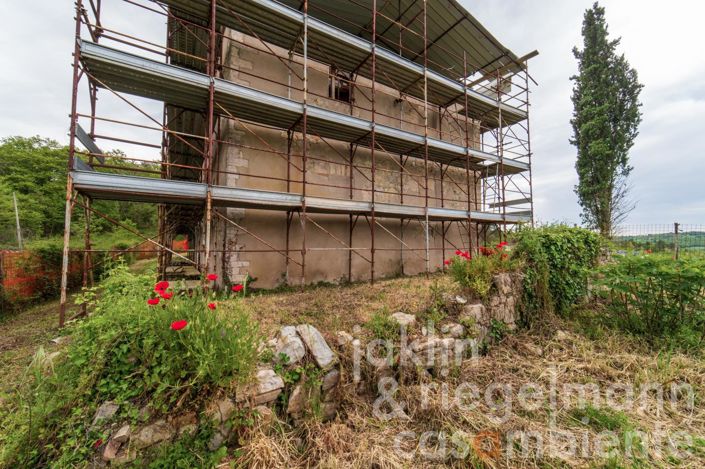 Image No.15-Maison de campagne de 4 chambres à vendre à Todi