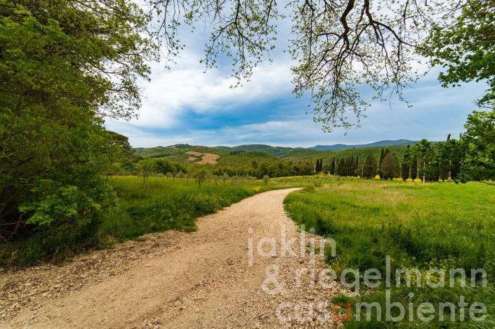 Image No.16-4 Bed Country House for sale