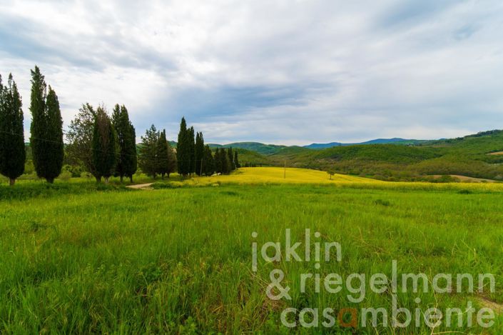 Image No.18-Maison de campagne de 4 chambres à vendre à Todi
