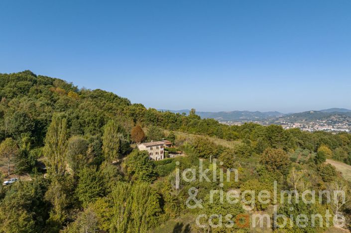 Image No.1-4 Bed Country House for sale