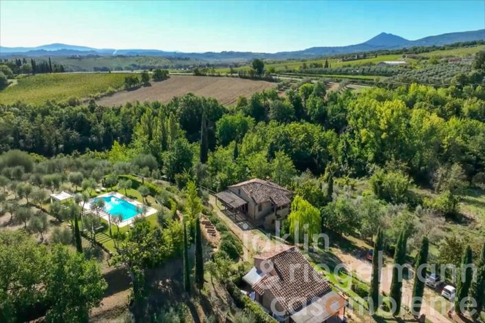 Image No.1-6 Bed Country House for sale