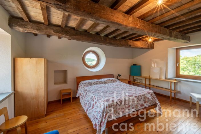 Image No.35-5 Bed Country House for sale