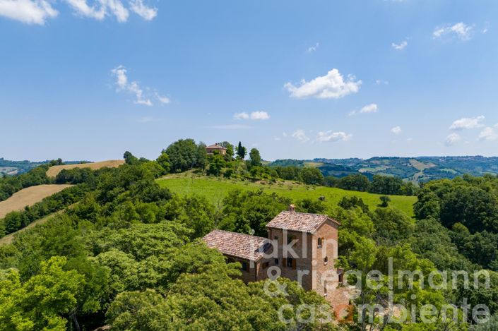 Image No.7-5 Bed Country House for sale