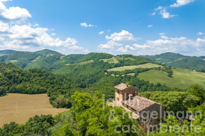 Image No.10-5 Bed Country House for sale