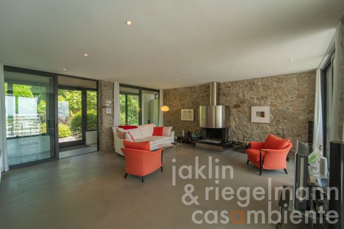 Image No.15-2 Bed Country House for sale